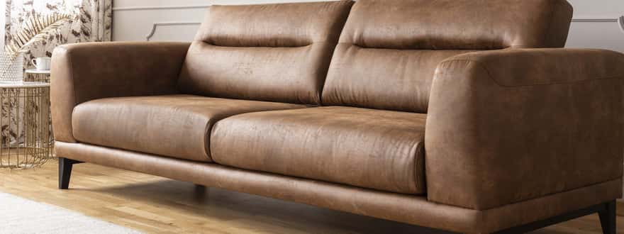 Professionals Clean Leather Sofas